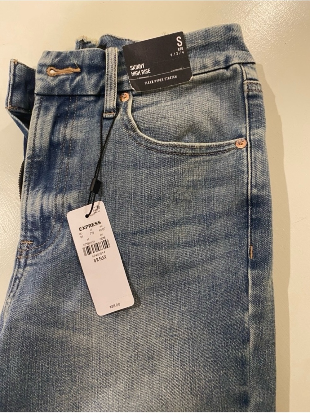 Express Skinny High Rise Jeans - Washed Blue
